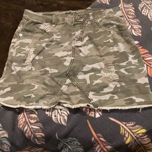 Justice camo skirt